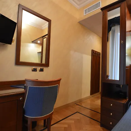 Hotel Montecarlo-2