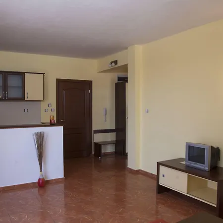 Hotel Zaara-2