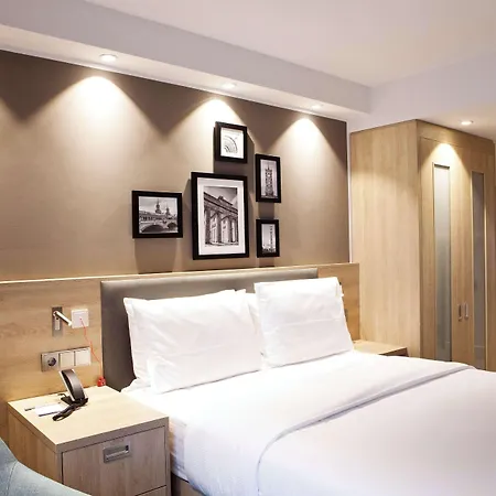 Hampton By Hilton Berlin City East Side Gallery-2