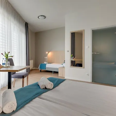 Hotel Zatoka-3
