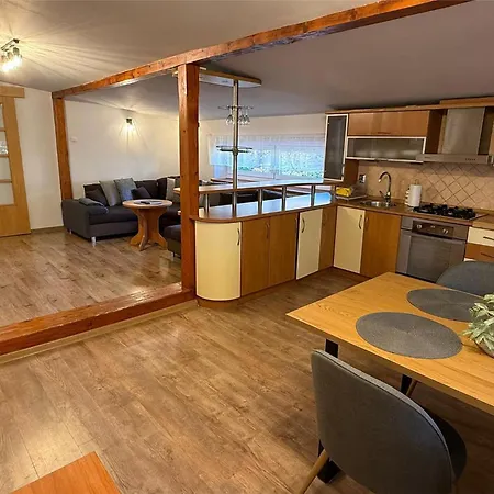 Apartament Na Górskiej-2