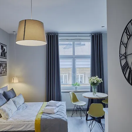 Florianska 32 By Pi Apartments-3