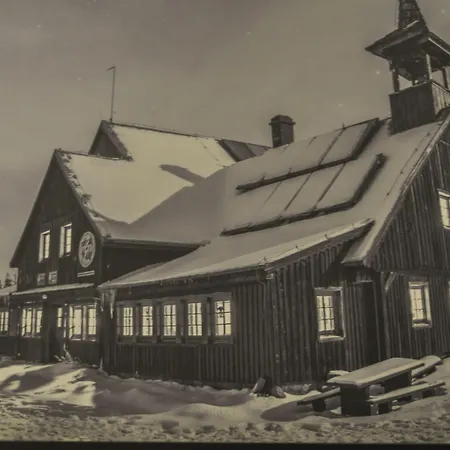 Villa Karpacz, dieta bezglutenowa z certyfikatem, masaż, studio urody ALTER EGO , centrum 900 m-3