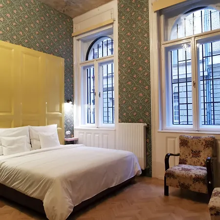 Metropolis Budapest Boutique Hotel-2