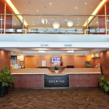 Hotel Eger & Park-3