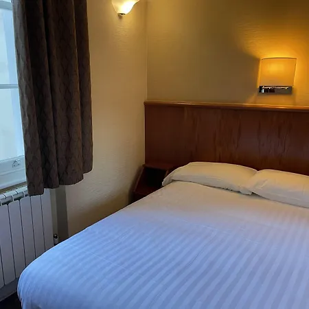 Orchard Hotel-3