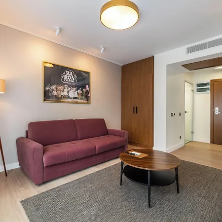 Hotel Opera-3