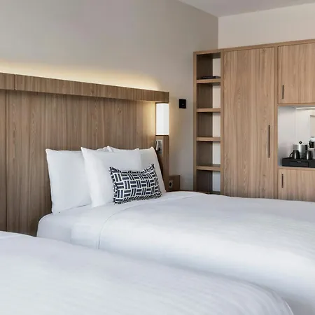 Courtyard By Marriott Szczecin City-3