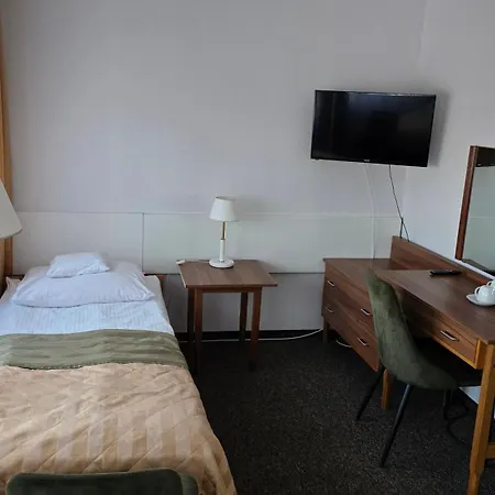 Hotel Gromada Pila-3