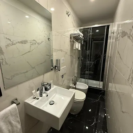 Relais Fontana Di Trevi Hotel-2