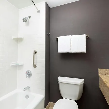 Courtyard By Marriott New York Manhattan Upper East Side-2