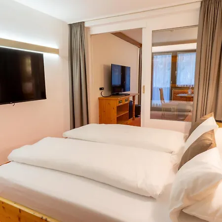 Alpenbad Hotel Hohenhaus-2