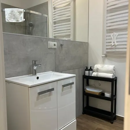 Rooms By Apartamenty Lubartowska Street-3