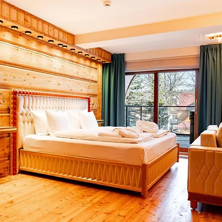 Mountain Diamond Resort-3