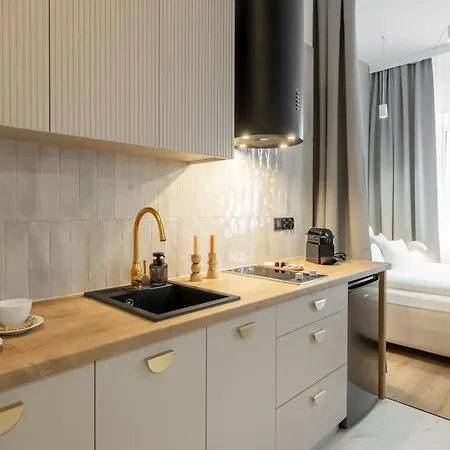 VIP Apartamenty BAST 143 TOP LOCATION - LUX z WANNĄ OFF Piotrkowska Stajnia Jednorożca HopaLupa ATLAS ARENA-2