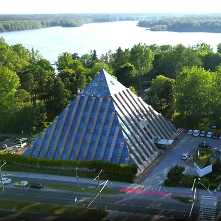 Piramida Park Hotel & Wellness-2