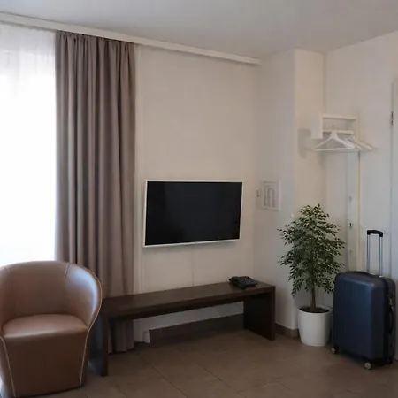 Bayer'S Boardinghouse Und Hotel-2