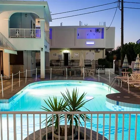 Anna'S Studios & Apartments-2