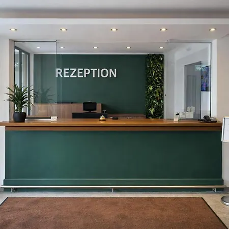 Hotel B1-3