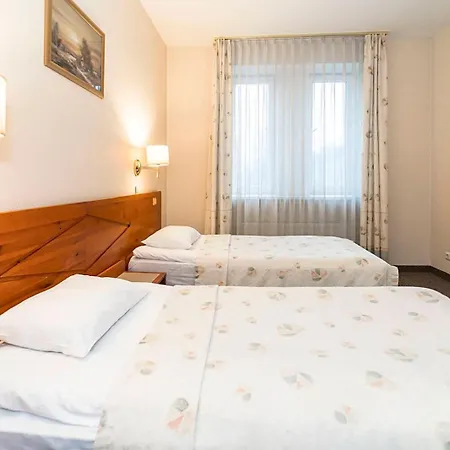 Kolonna Hotel Brigita-3