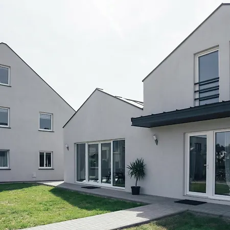 Słoneczna Bryza - domek, pokoje i apartamenty-2