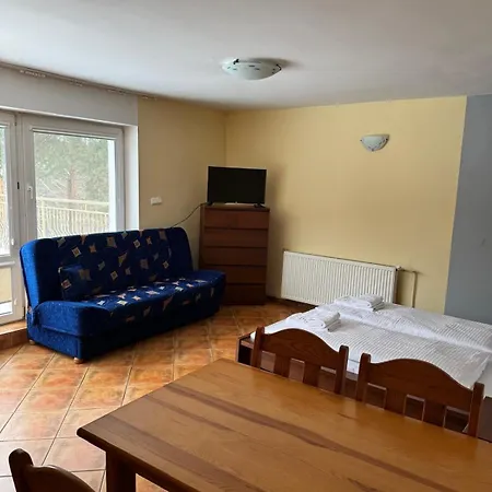 Przy Plaży pokoje&apartamenty-3