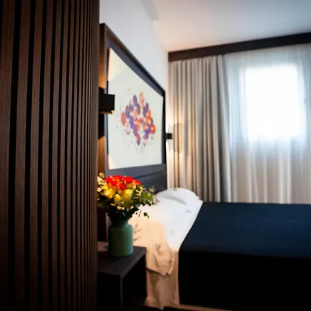 Twentyone Hotel-3