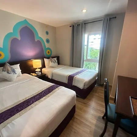 Sawasdee Hotel @ Sukhumvit Soi 8-3