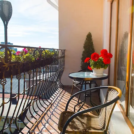 Boutique Hotel California (Adults Only)-2