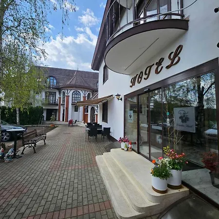 Karikas Hotel-2