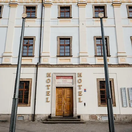 Nove Adalbertinum-3