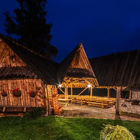 Dom Wypocz. Pod Litwinką-3