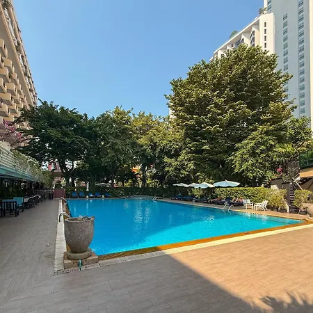 Golden Beach Hotel Pattaya-3
