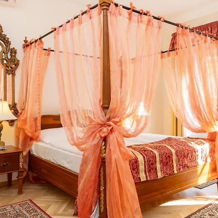 Boutique Hotel Green Lobster-3