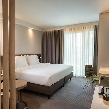 Holiday Inn - Hamburg - Berliner Tor By Ihg-2