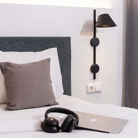 Ibis Styles Hamburg Alster City-3