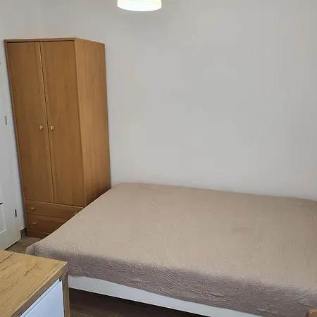 Pokoje gościnne przy Ogrodzie Staromiejskim-2