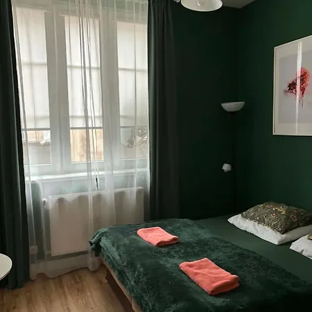 Euro-Room-3