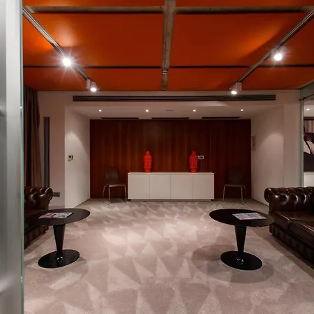 Graffit Gallery Design Hotel-2