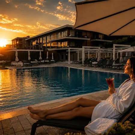 Odyssey Hotel Wellness & Spa Adults Only-2
