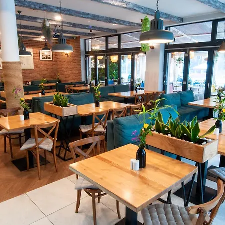 Apartamenty Mesa Grill Restaurant Cafe-2