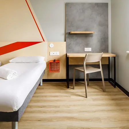 Ibis Budget Birmingham Centre-2
