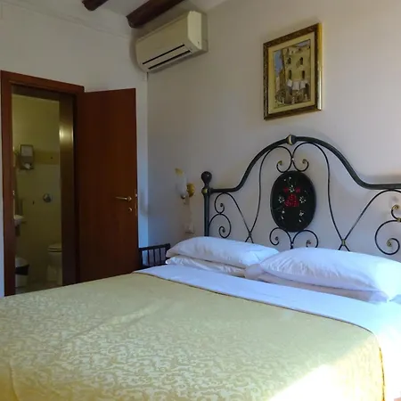 Hotel Minerva & Nettuno Di Venezia-2