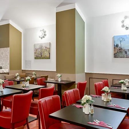Hotel Mala Strana-3