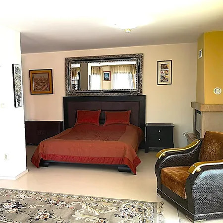 Villa Maria Revas-2