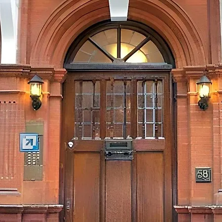 Kensingtoncourt Aparthotel-2