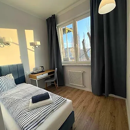 Aparthotel Dworzec-3