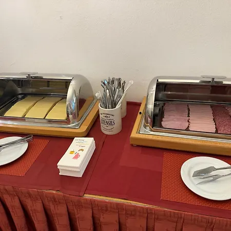 Hotel Goldene Krone Innsbruck-2