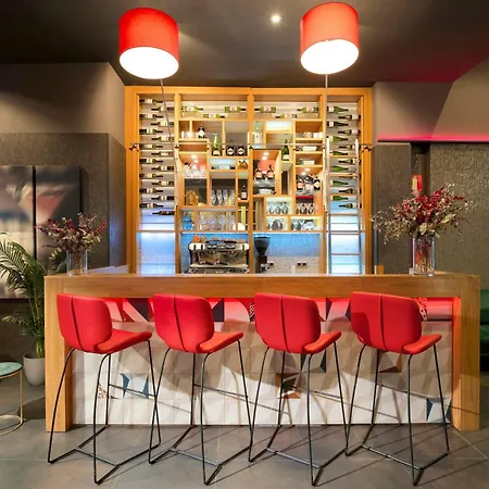 Leonardo Hotel Barcelona Las Ramblas-3