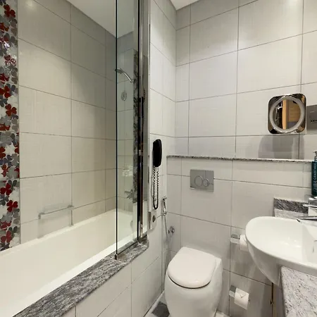 Sunday Signature Hotel & Residences Al Barsha-3